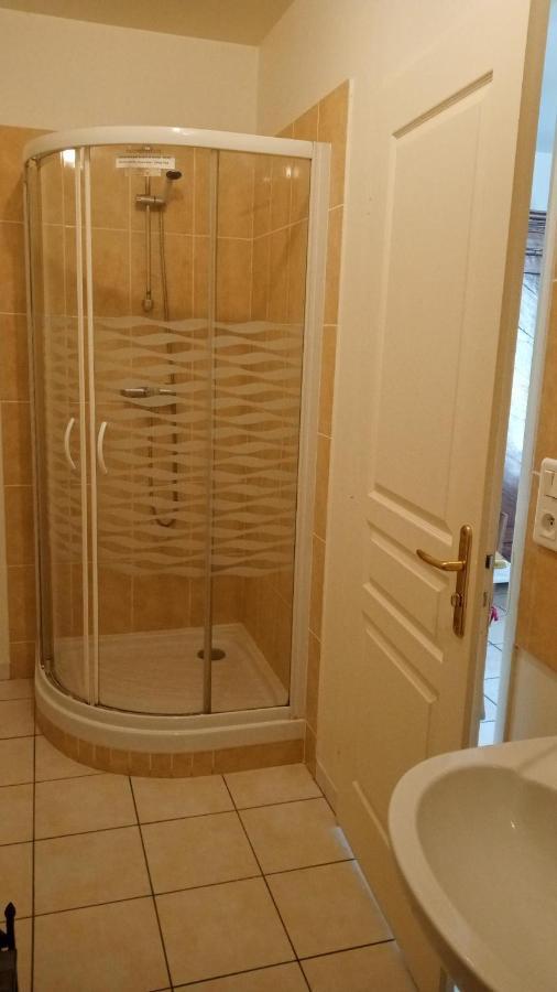 Chambre D'Elisabeth A La Ferme Montépilloy 외부 사진